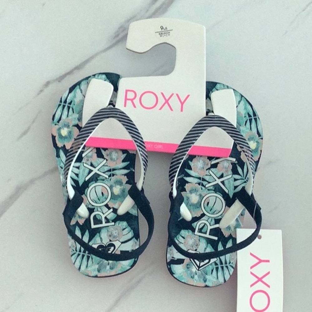 Roxy kids sandals